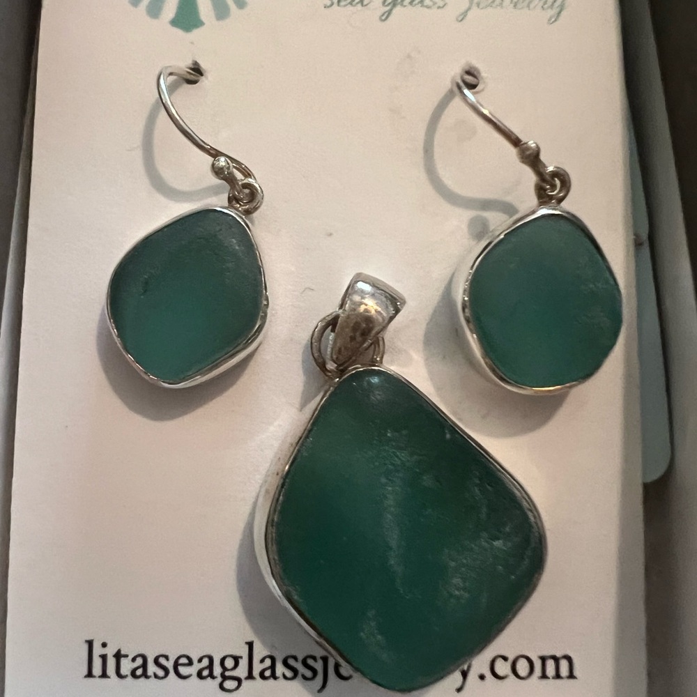 925 Lita Sea Glass Rare Deep Teal Pendant & Earrings New In Box - Picture 2 of 3